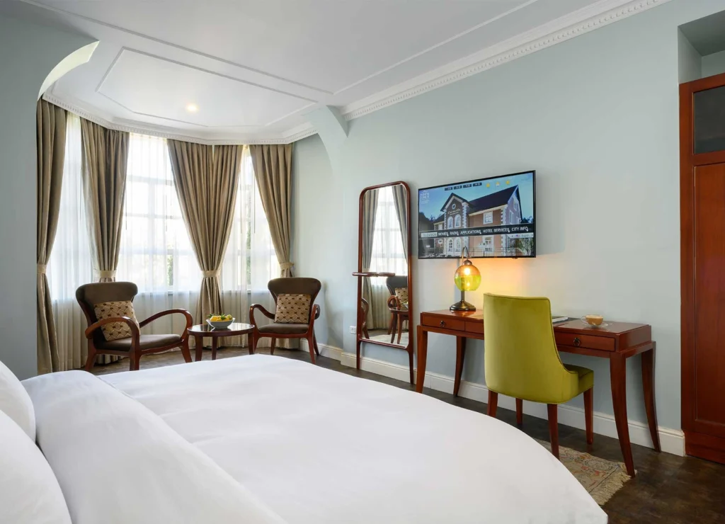 Deluxe-Room-002