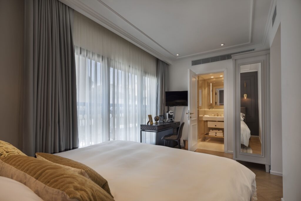 J.S_Classic Room_2_by_Assaf-Pinchuk