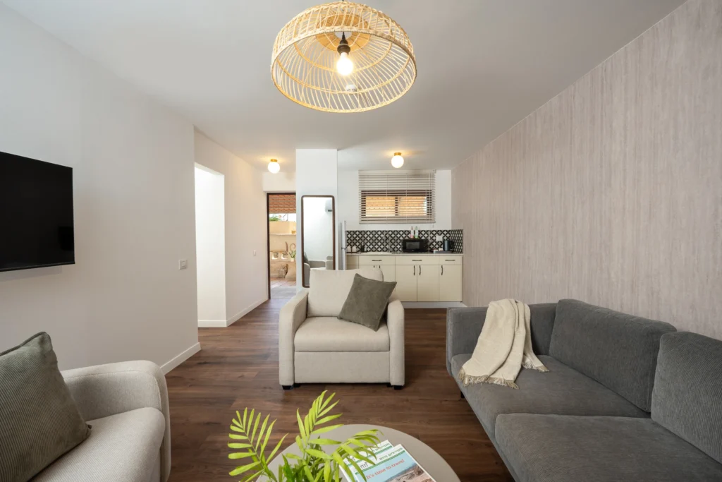 Lotan_Neve Midbar_01_web