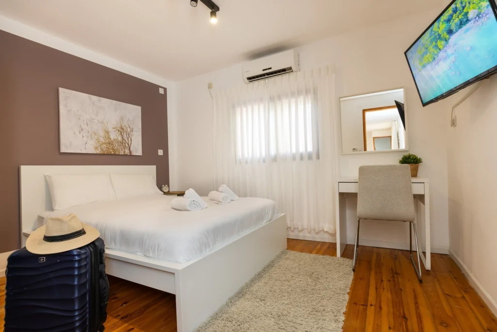 WhatsApp Image 2026-04-18 at 18.27.00