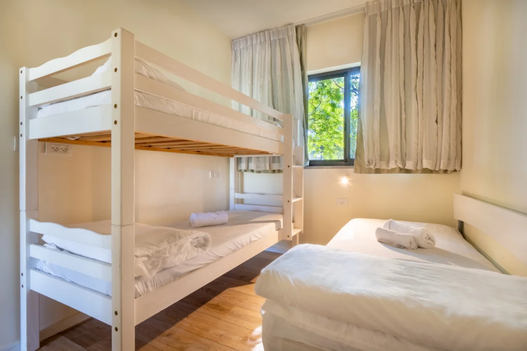 אורחן כפר מסריק (2)